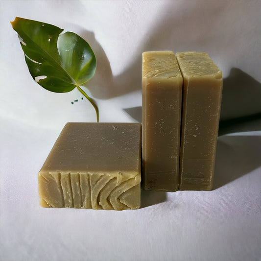 Henna shampoo bar